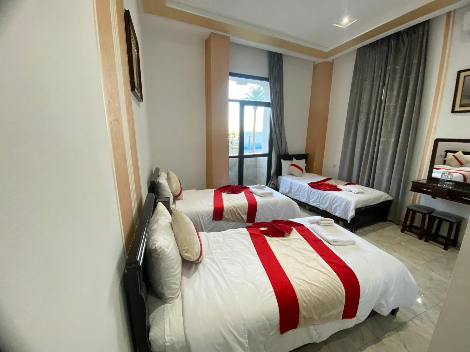 Hotel Biarritz Танжер Екстер'єр фото